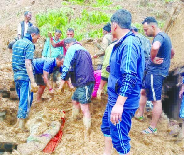 चमोली में मलबे में प्रकृति का कहर, दंपति की मौत